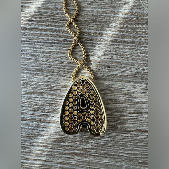 Letter A necklace A1032 - Picture 5 of 5